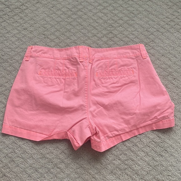 Chino shorts in a pink dye wash! - Picture 3 of 4